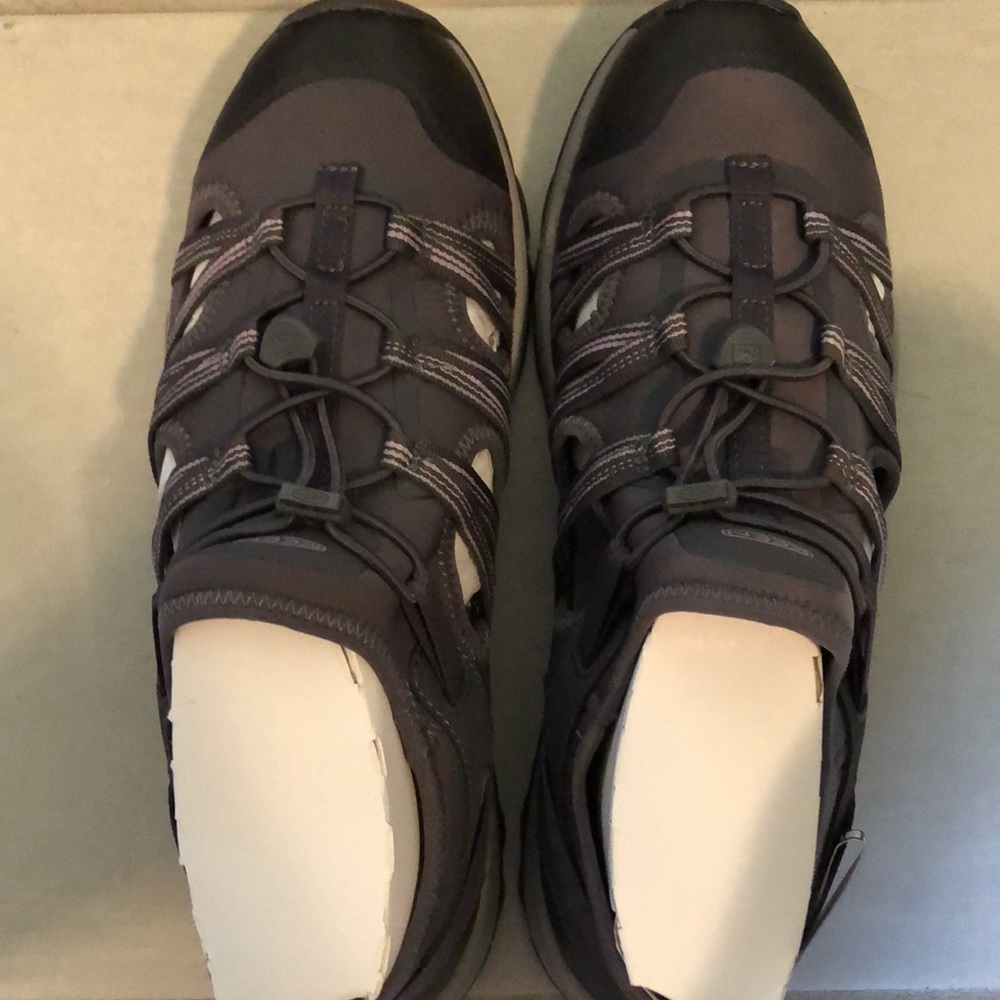 NIB Keen Terradora